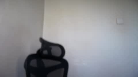 Snapshot of cappuccinokiss chatting on 05/26/26, 06:42 Emma online show from 05/26/26, 06:42