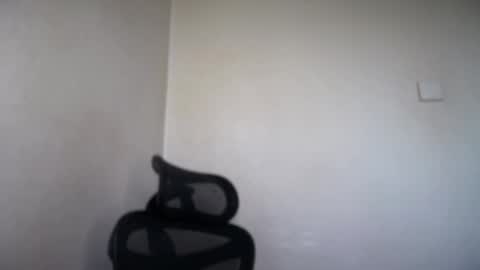 Snapshot of cappuccinokiss chatting on 05/27/26, 06:32 Emma online show from 05/27/26, 06:32