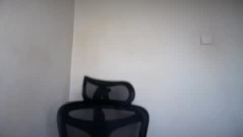 Snapshot of cappuccinokiss chatting on 05/28/26, 03:26 Emma online show from 05/28/26, 03:26