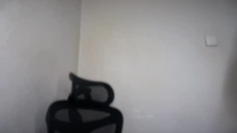 Snapshot of cappuccinokiss chatting on 06/02/26, 05:53 Emma online show from 06/02/26, 05:53