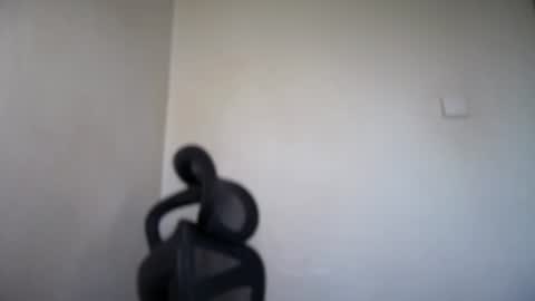 Emma online show from 06/19/26, 07:34