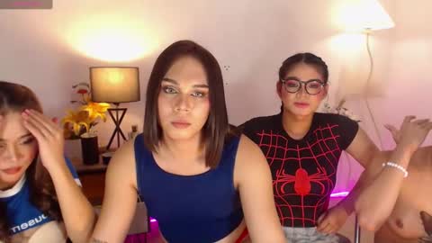 Snapshot of caprize_diva chatting on 02/26/25, 02:25 caprize_diva online show from 02/26/25, 02:25