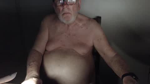 capt5105 online show from 02/20/25, 02:57