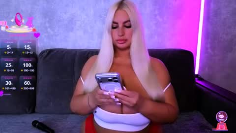 Snapshot of cara__harris chatting on 05/21/26, 10:22 . . online show from 05/21/26, 10:22