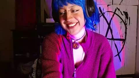 Snapshot of caraenaranja chatting on 12/20/25, 07:15 Amy online show from 12/20/25, 07:15