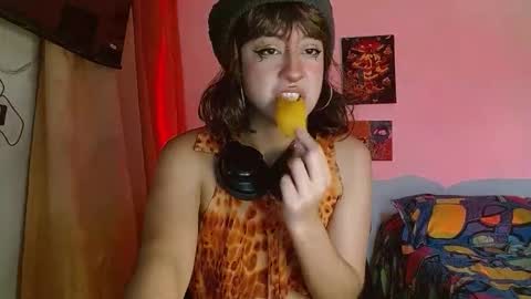 Snapshot of caraenaranja chatting on 02/02/26, 10:30 Amy online show from 02/02/26, 10:30