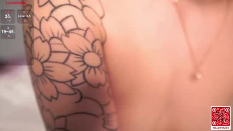 Snapshot of caramelangels chatting on 03/07/25, 08:22 Viola Marika and Visma online show from 03/07/25, 08:22