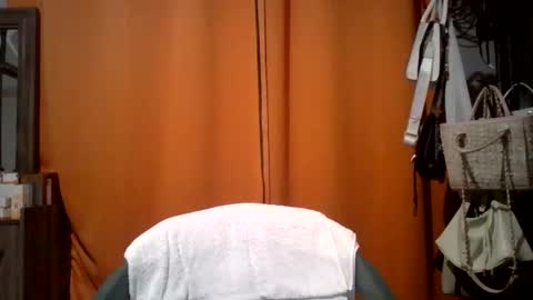 candylious81 online show from 06/09/26, 04:40