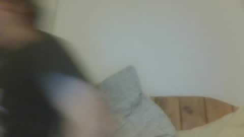 Snapshot of caravibugue chatting on 01/07/25, 08:24 caravibugue online show from 01/07/25, 08:24