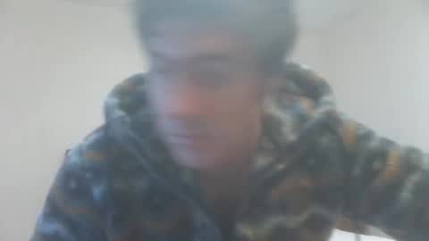 Snapshot of caravibugue chatting on 09/10/25, 02:33 caravibugue online show from 09/10/25, 02:33