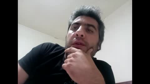 Snapshot of caravibugue chatting on 02/12/26, 07:36 caravibugue online show from 02/12/26, 07:36