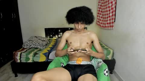 Snapshot of cardrey05 chatting on 05/23/26, 06:51 Carlos and Cristian online show from 05/23/26, 06:51