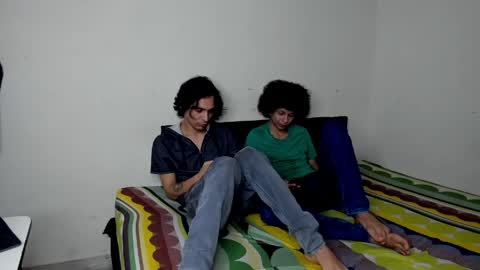 Snapshot of cardrey05 chatting on 05/30/26, 11:35 Carlos and Cristian online show from 05/30/26, 11:35