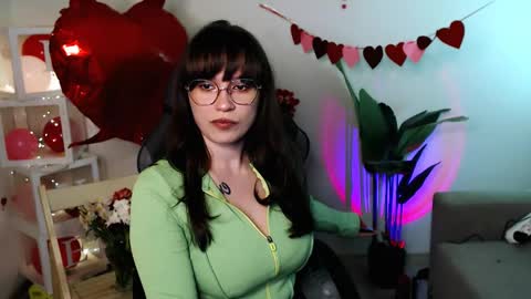 Mary online show from 04/01/26, 09:45