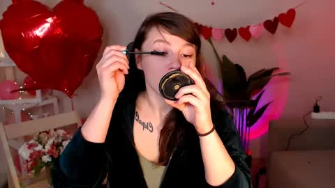 Snapshot of care_sensual chatting on 04/02/26, 07:33 Mary online show from 04/02/26, 07:33