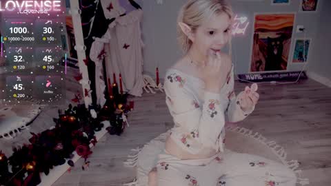 NONA    follow online show from 11/13/25, 05:28