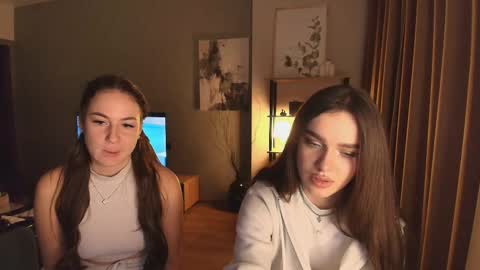 Snapshot of caressyourself chatting on 12/04/25, 05:39 caressyourself online show from 12/04/25, 05:39