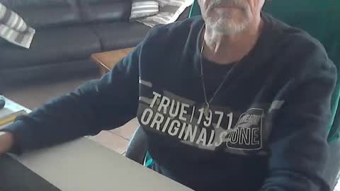 Snapshot of cargo69 chatting on 01/01/25, 12:11 cargo69 online show from 01/01/25, 12:11