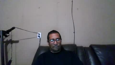 Snapshot of cargopipe2000 chatting on 11/29/25, 06:16 Adams huge online show from 11/29/25, 06:16