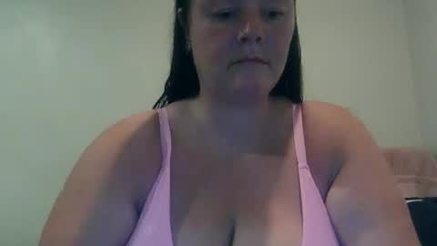 carinabro10 online show from 11/04/25, 04:22