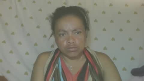 carinesexy69 online show from 06/04/26, 11:05