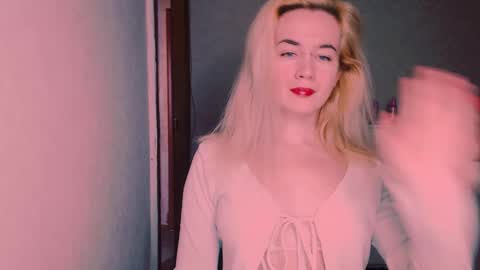 Carin online show from 10/23/25, 07:07