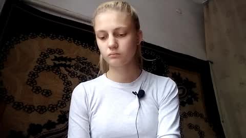 Snapshot of carissaalderson chatting on 05/01/26, 05:01 Kira online show from 05/01/26, 05:01