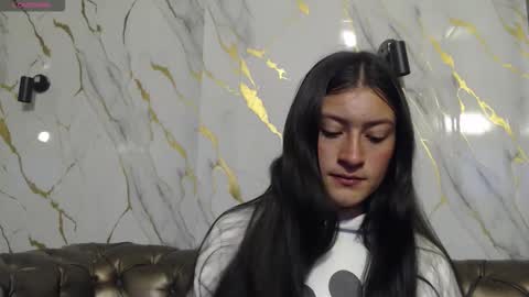 Carito online show from 11/10/25, 03:27