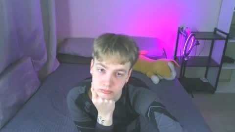 Carl online show from 12/17/24, 07:26