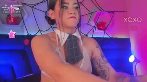 Snapshot of carla_rosee chatting on 10/19/25, 04:35 carla online show from 10/19/25, 04:35