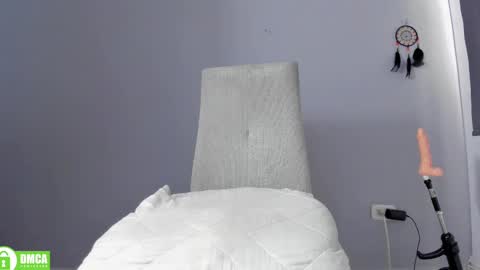 Carla online show from 03/12/25, 05:17