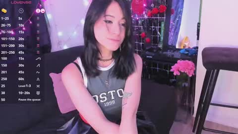 Snapshot of carla_smith__ chatting on 02/10/25, 11:45 Carla online show from 02/10/25, 11:45