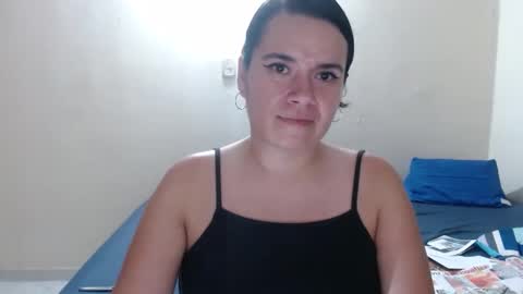 carlajames_1 online show from 12/12/24, 02:26