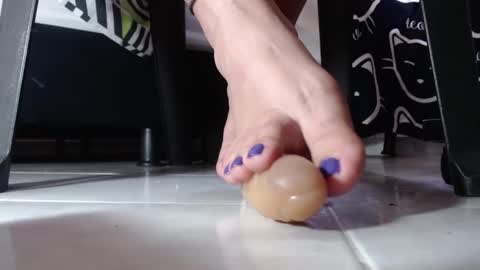 carlajames_1 online show from 12/26/24, 10:52