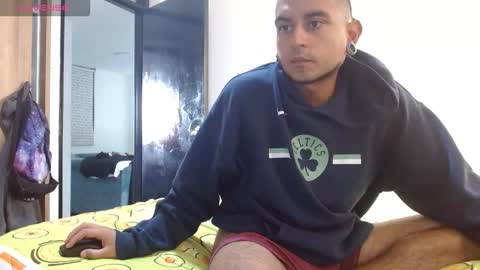 carlandelli1 online show from 02/12/26, 03:07