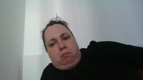 Snapshot of carlaruth chatting on 09/14/25, 01:21 Carlaruth online show from 09/14/25, 01:21