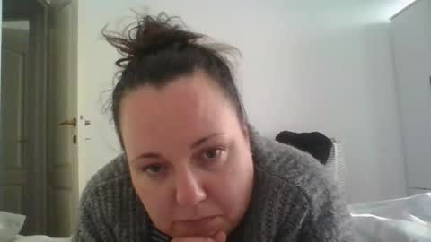 Snapshot of carlaruth chatting on 09/30/25, 02:44 Carlaruth online show from 09/30/25, 02:44