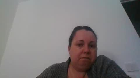 Snapshot of carlaruth chatting on 10/03/25, 03:25 Carlaruth online show from 10/03/25, 03:25