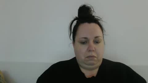 Snapshot of carlaruth chatting on 02/03/26, 06:40 Carlaruth online show from 02/03/26, 06:40