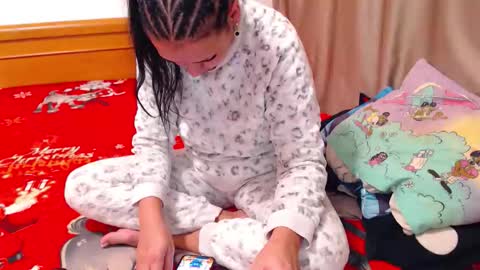 Snapshot of carlasweet00 chatting on 12/21/25, 10:17 carlasweet00 online show from 12/21/25, 10:17