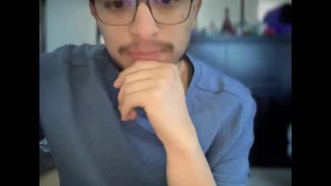 Snapshot of carlcarlinches4 chatting on 01/20/25, 09:53 carlcarlinches4 online show from 01/20/25, 09:53