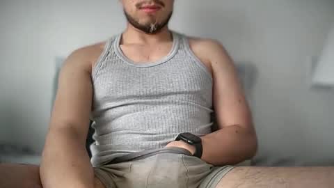 Snapshot of carlcarlinches4 chatting on 10/21/25, 01:12 carlcarlinches4 online show from 10/21/25, 01:12