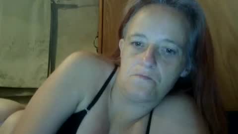Snapshot of carleeswoman08 chatting on 10/20/25, 01:00 carleeswoman08 online show from 10/20/25, 01:00