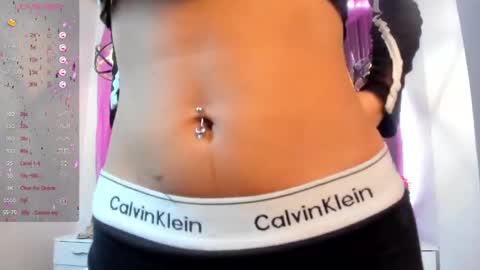 Snapshot of carlie_evans chatting on 12/16/24, 07:21 carlie Evans online show from 12/16/24, 07:21