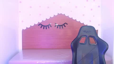 CARLYE   online show from 11/28/25, 03:53