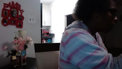 Snapshot of carliecreams chatting on 02/19/26, 11:28 Carlie online show from 02/19/26, 11:28