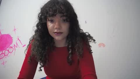 Snapshot of carlii1 chatting on 12/01/25, 05:45 carlii1 online show from 12/01/25, 05:45