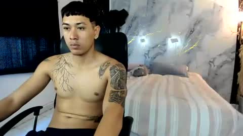 Snapshot of carlitosex09 chatting on 07/17/26, 03:18 master online show from 07/17/26, 03:18