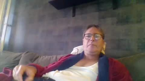 Snapshot of carlonebraska112233 chatting on 10/11/25, 12:04 carlonebraska112233 online show from 10/11/25, 12:04