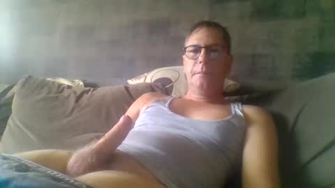 Snapshot of carlonebraska112233 chatting on 10/24/25, 11:17 carlonebraska112233 online show from 10/24/25, 11:17